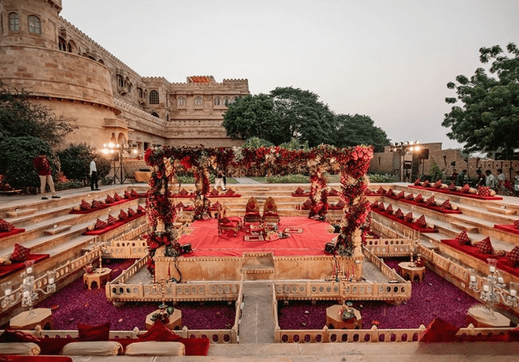 Modern Royal Weddings: Blending Heritage with Contemporary Style